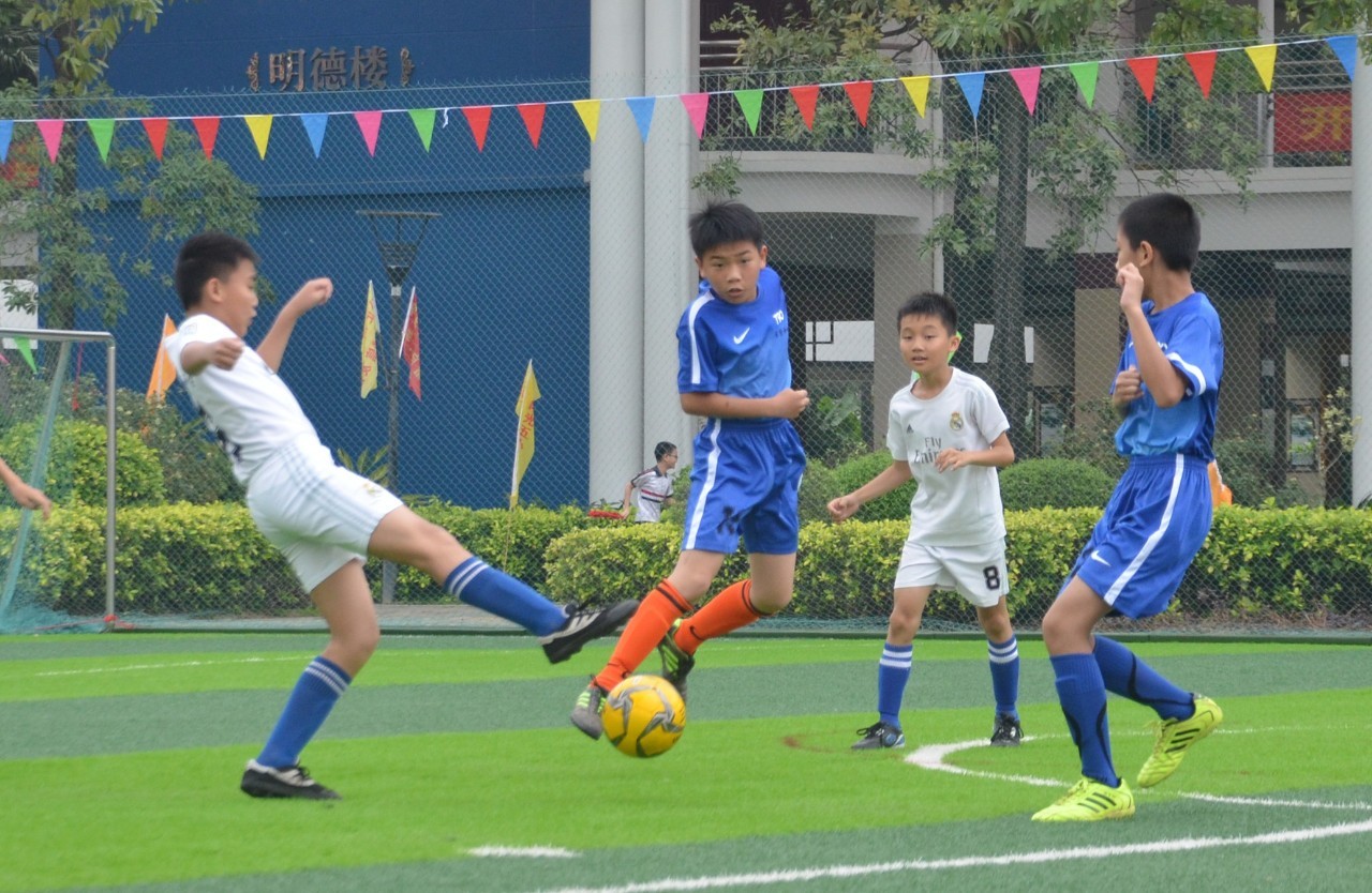 用速度与默 用速度与默