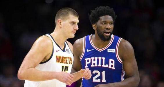 库里依旧是 库里依旧是