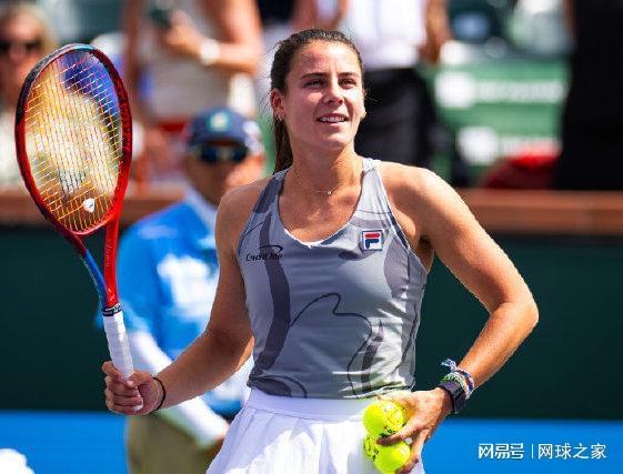 选手们在比 选手们在比